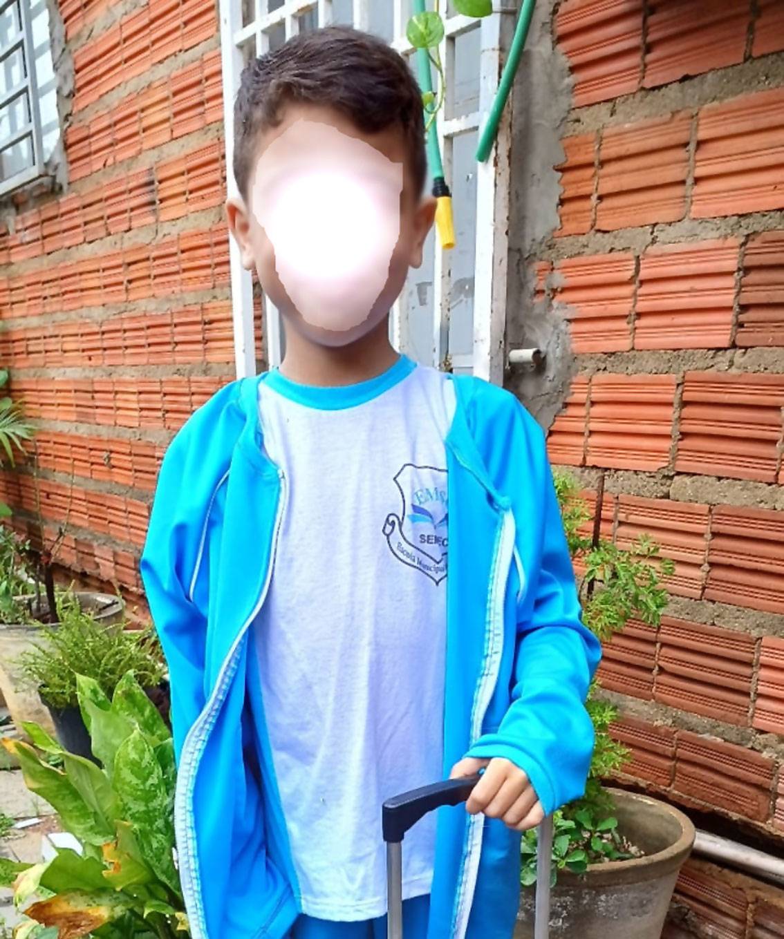 Apesar do início do ano letivo crianças estão sem aulas por falta do transporte escolar em Teresina